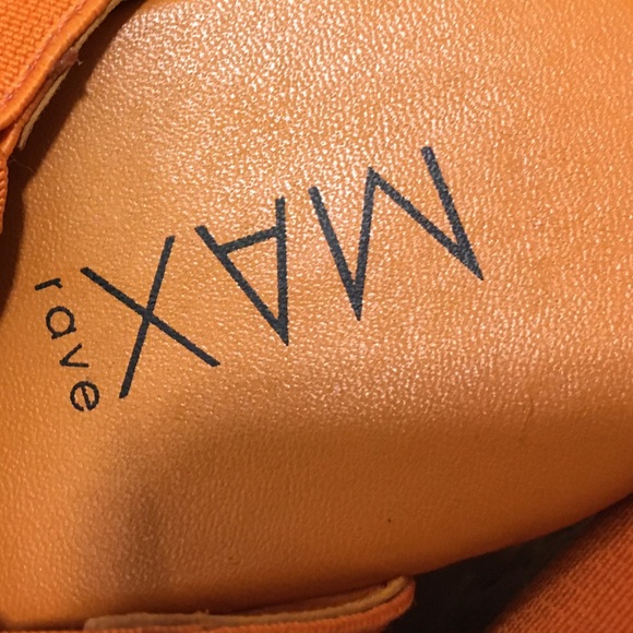 Max rave heels - Picture 2 of 2